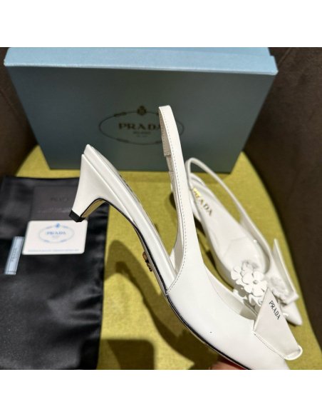 Cheap Reps Prada Pumps 45mm in White Leather with Floral Appliques