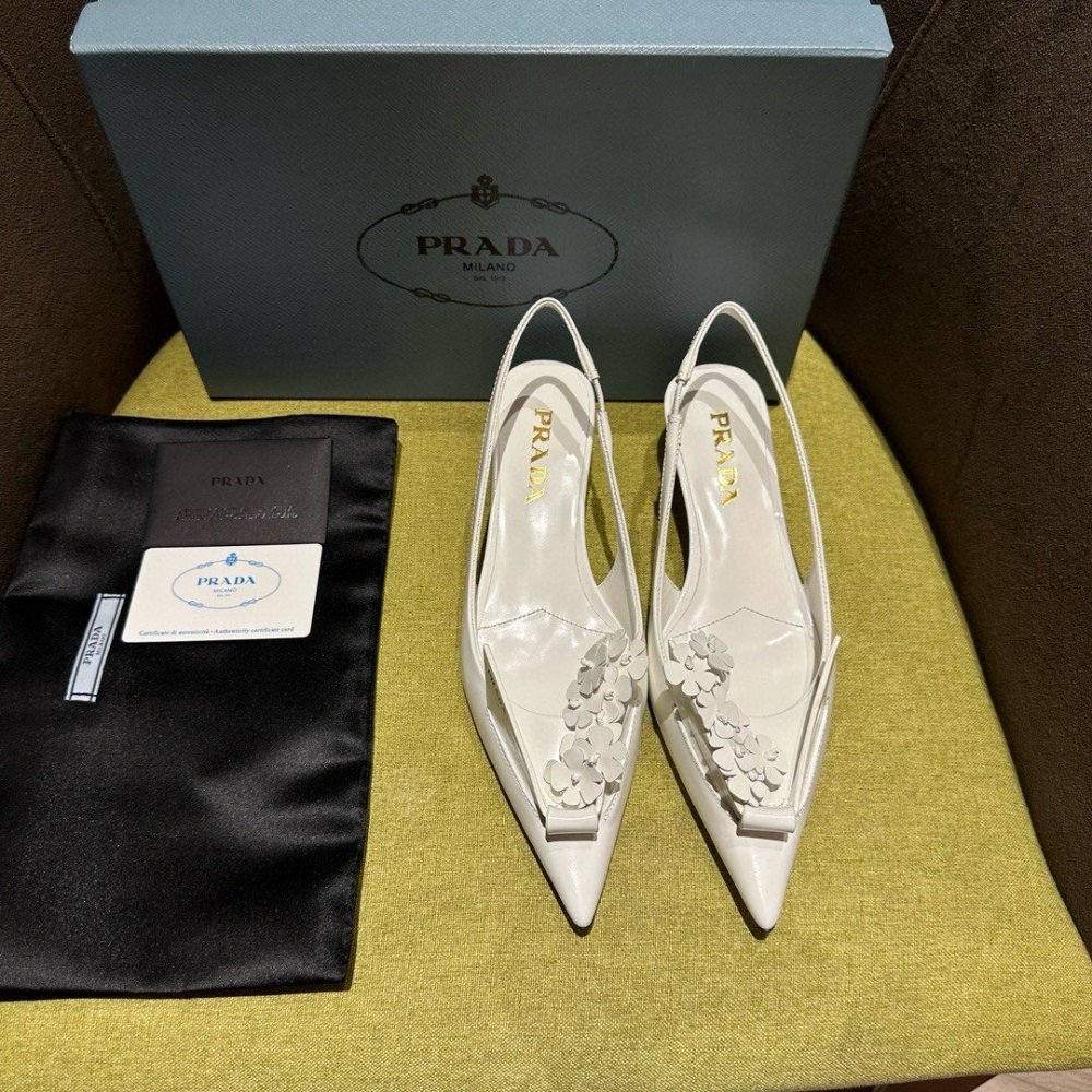 Cheap Reps Prada Pumps 45mm in White Leather with Floral Appliques