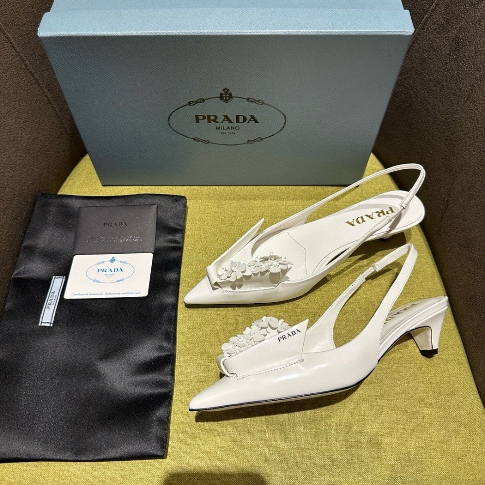 Cheap Reps Prada Pumps 45mm in White Leather with Floral Appliques