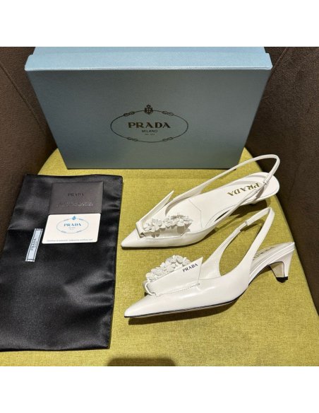 Cheap Reps Prada Pumps 45mm in White Leather with Floral Appliques