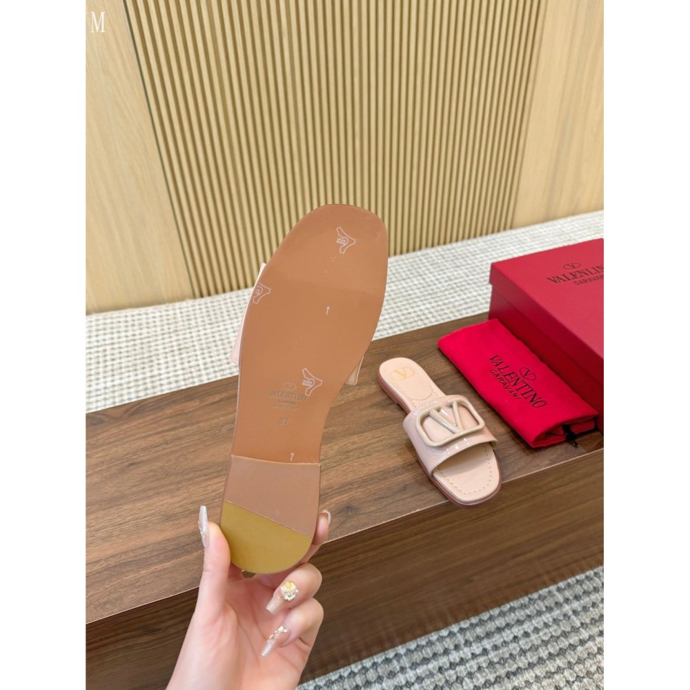 Valentino slippers 104,Valentino Slippers,Slides Slippers,More Brands