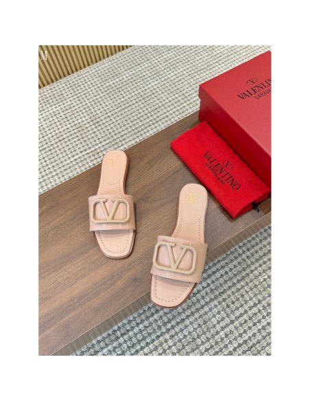 Valentino slippers 104,Valentino Slippers,Slides Slippers,More Brands
