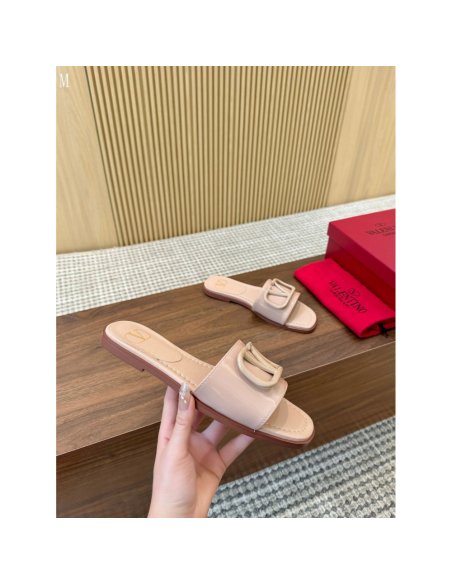 Valentino slippers 104,Valentino Slippers,Slides Slippers,More Brands