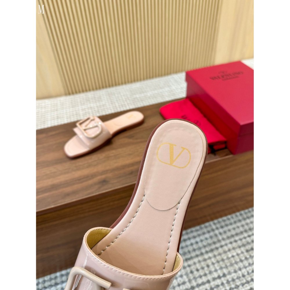 Valentino slippers 104,Valentino Slippers,Slides Slippers,More Brands