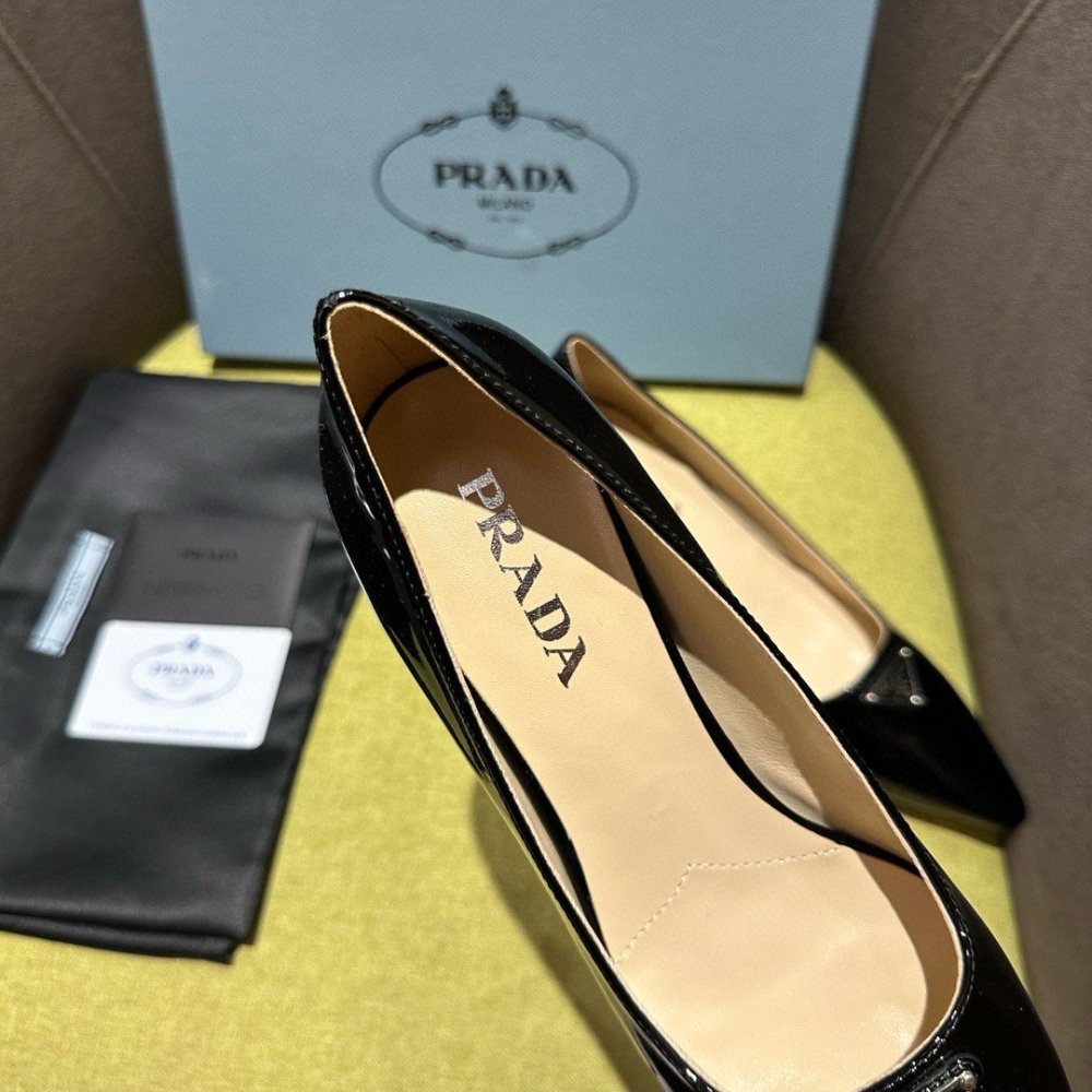Cheap Reps Prada Pumps 55mm in Black Patent Leather