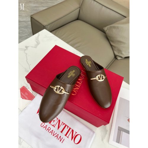 Valentino slippers 131,Valentino Slippers,Slides Slippers,More Brands