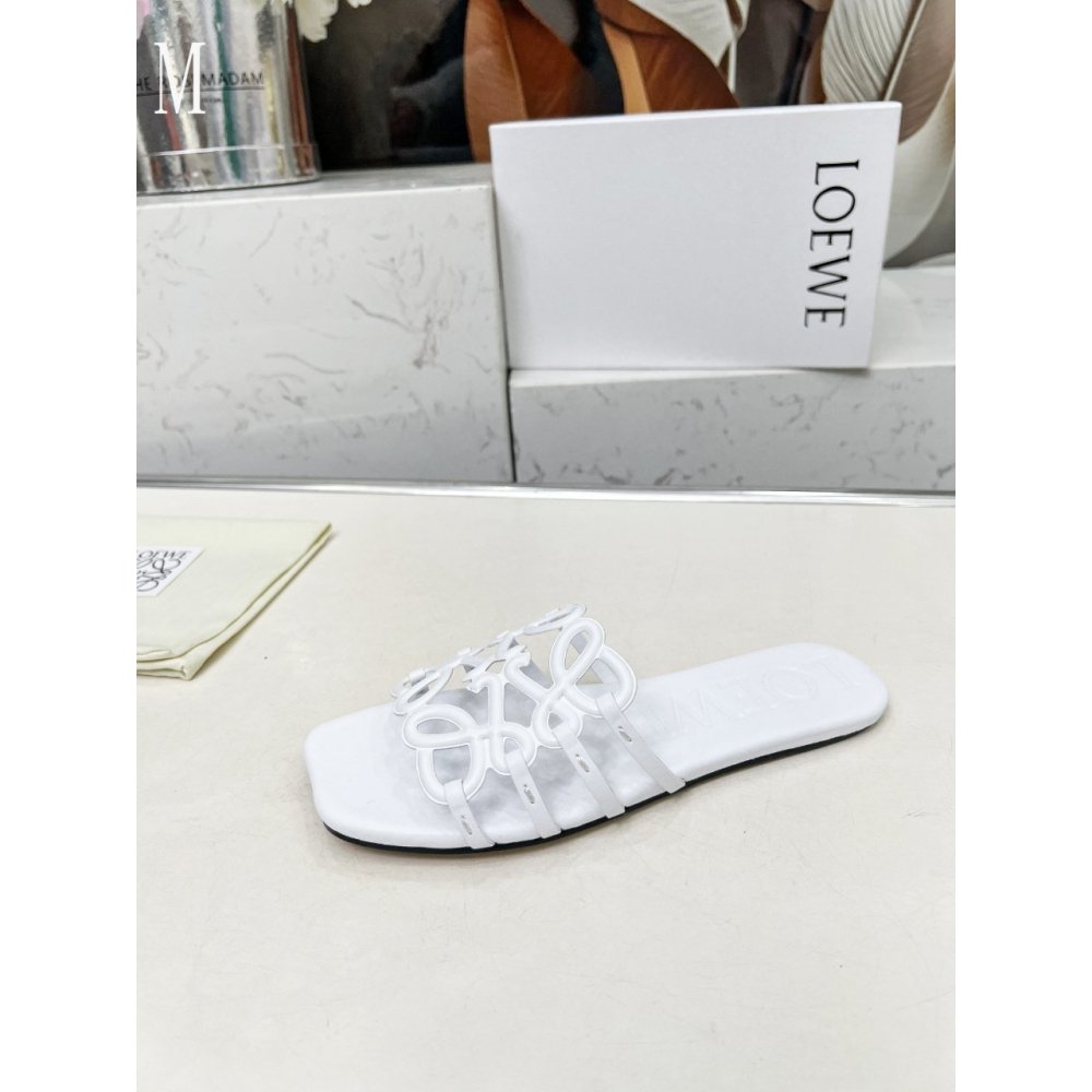 LOEWE Slippers 040,Loewe Slippers,Slides Slippers,More Brands