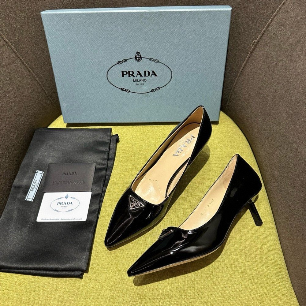 Cheap Reps Prada Pumps 55mm in Black Patent Leather