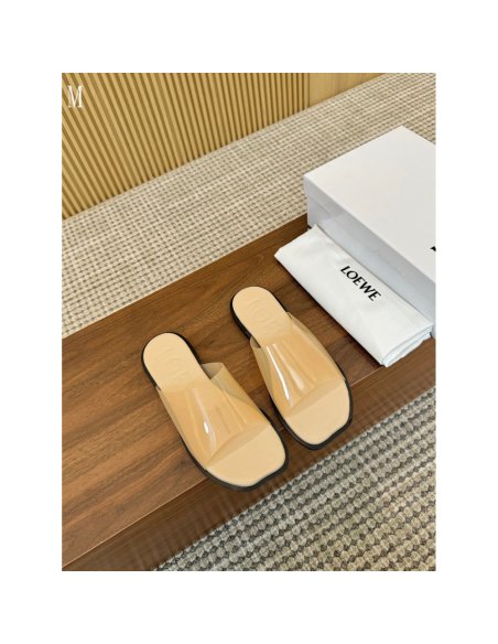 LOEWE Slippers 045,Loewe Slippers,Slides Slippers,More Brands