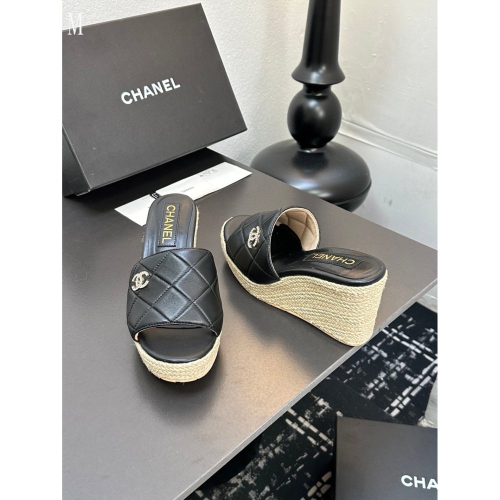 Chanel Slippers 044,Chanel Slippers,Slides Slippers,More Brands