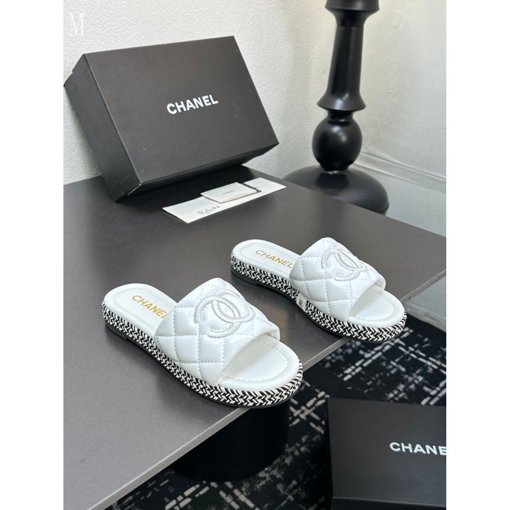 Chanel Slippers 051,Chanel Slippers,Slides Slippers,More Brands