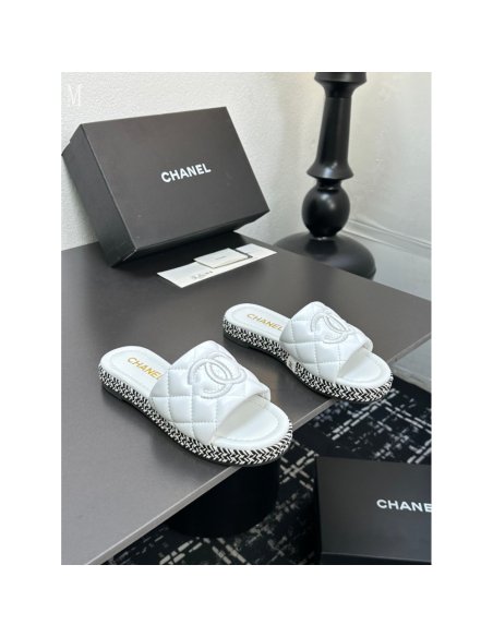 Chanel Slippers 051,Chanel Slippers,Slides Slippers,More Brands