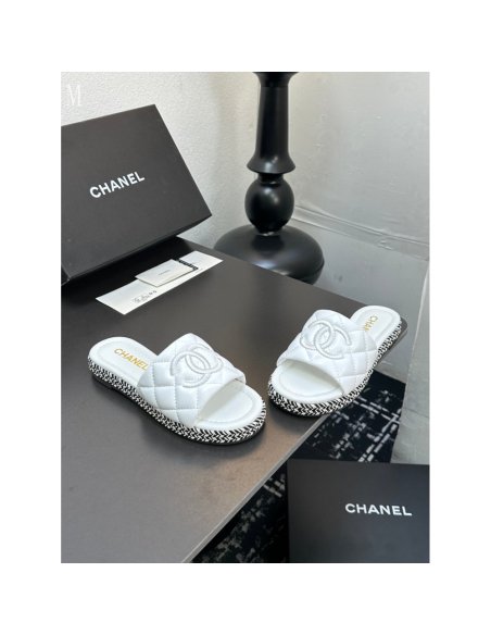 Chanel Slippers 051,Chanel Slippers,Slides Slippers,More Brands
