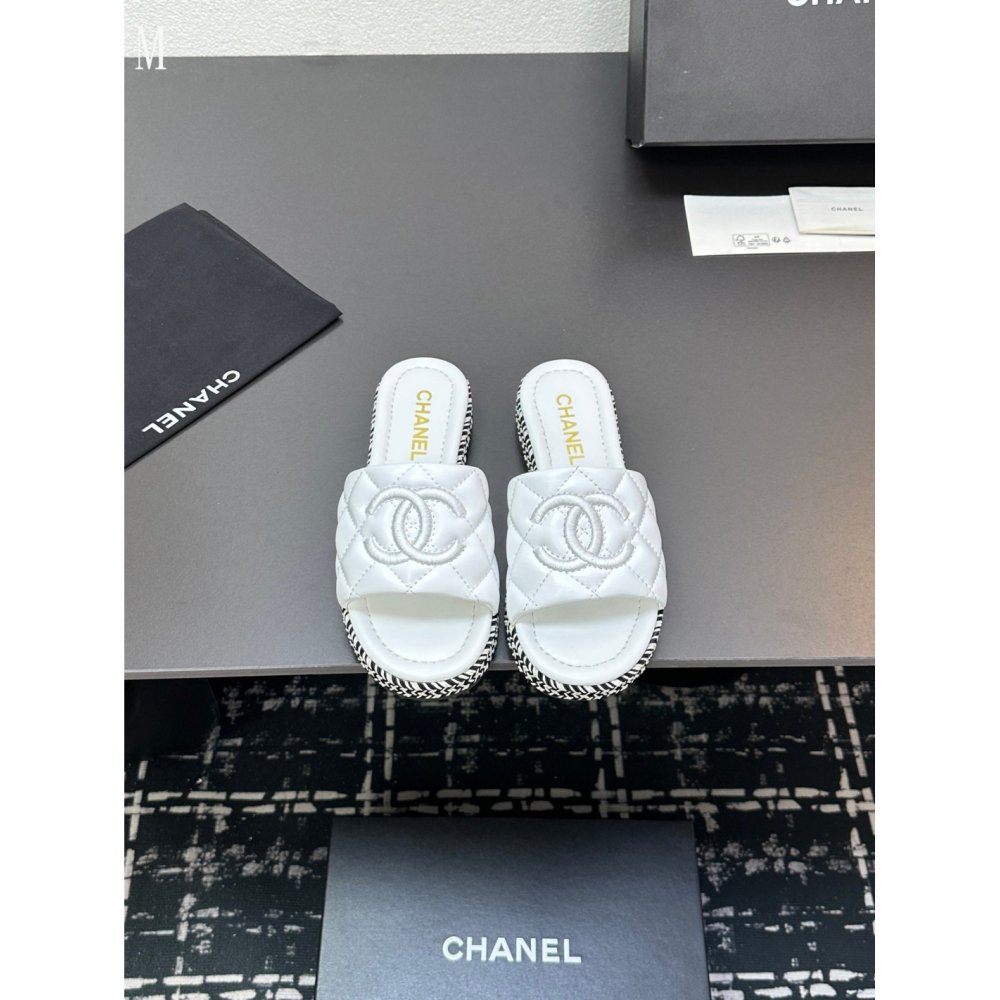 Chanel Slippers 051,Chanel Slippers,Slides Slippers,More Brands