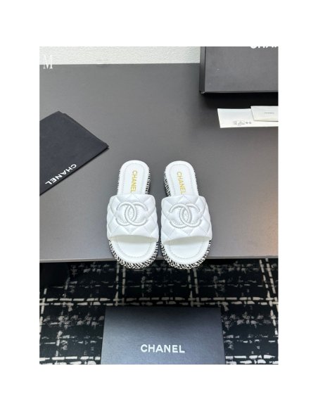 Chanel Slippers 051,Chanel Slippers,Slides Slippers,More Brands