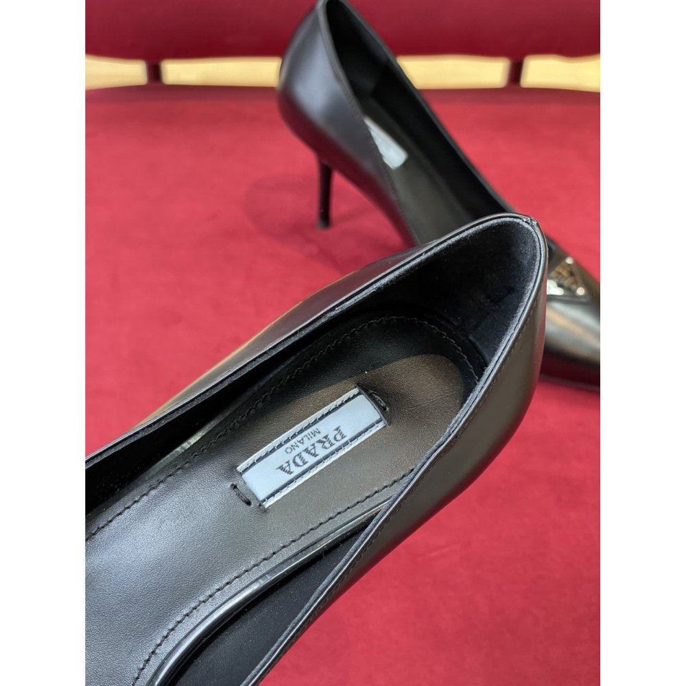 Cheap Reps Prada Pumps 85mm In Black Brushed Leather