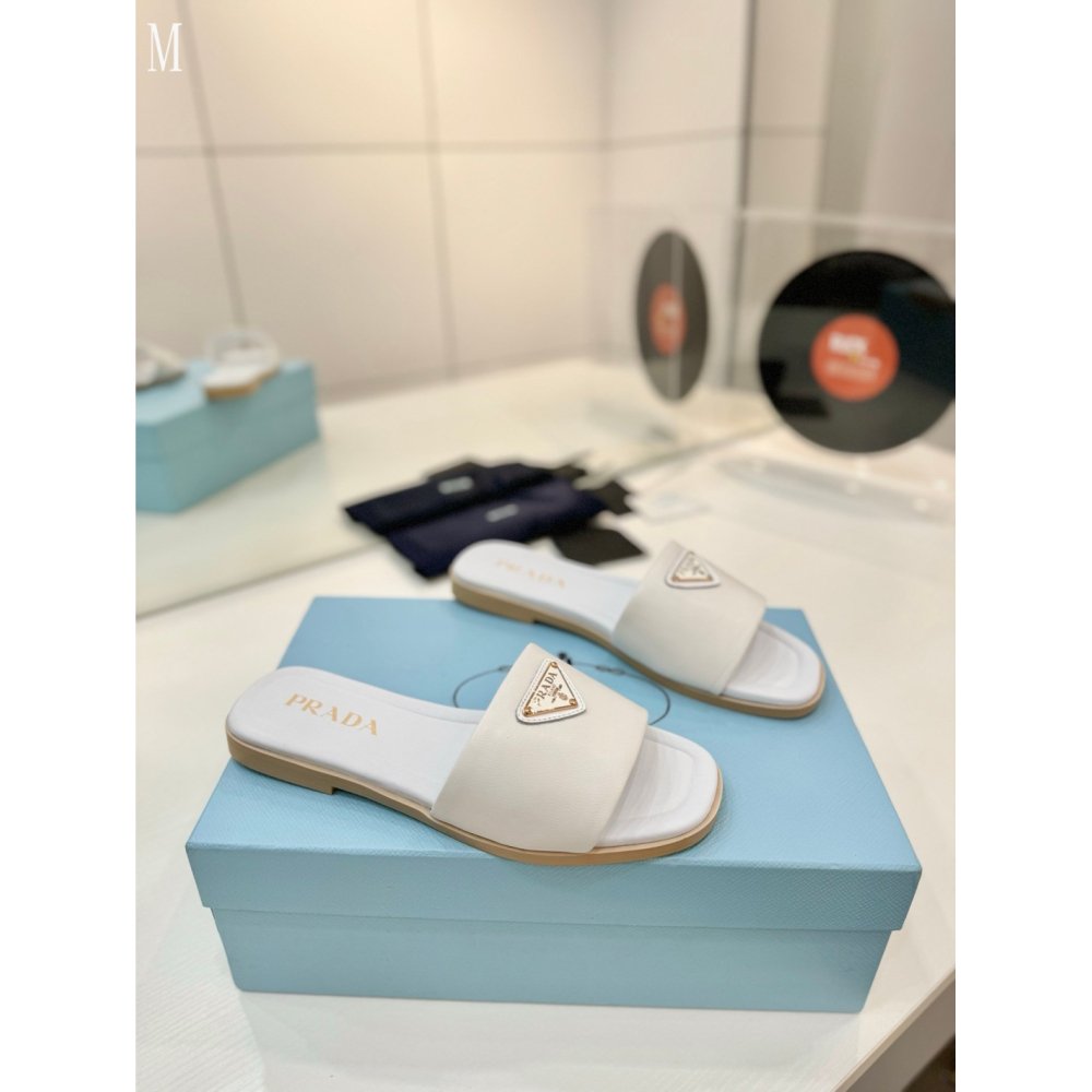 Prada Slippers 123