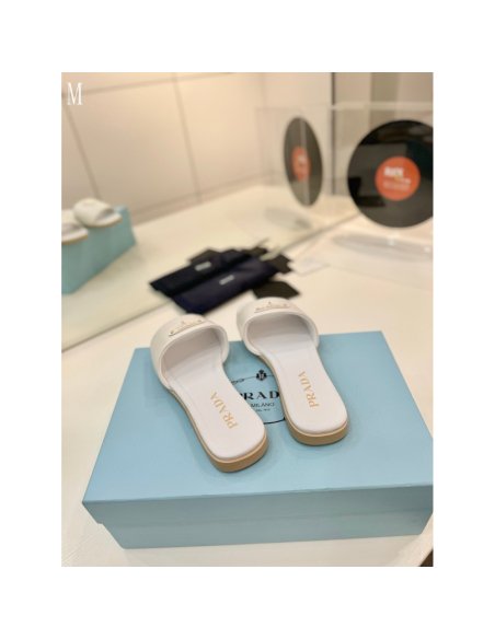 Prada Slippers 123
