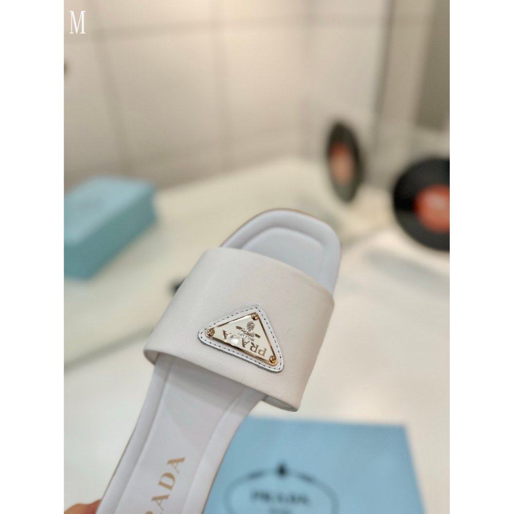 Prada Slippers 123