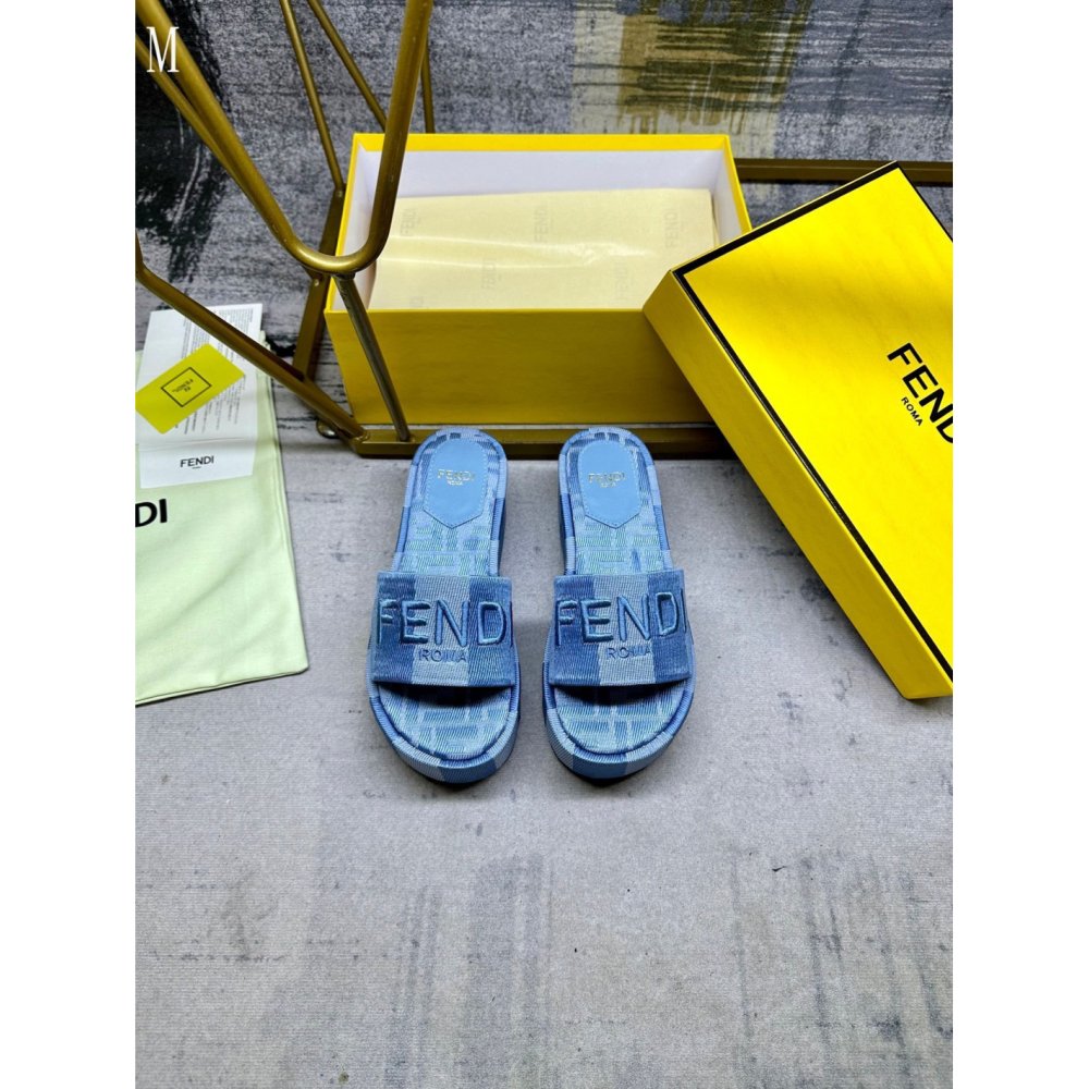 Fendi Slippers 035,Fendi Slippers,Slides Slippers,More Brands