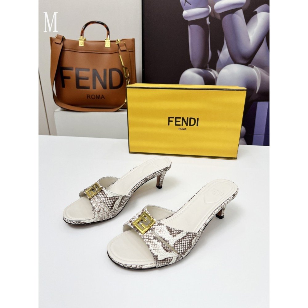 Fendi Slippers 036,Fendi Slippers,Slides Slippers,More Brands