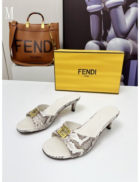 Fendi Slippers 036,Fendi Slippers,Slides Slippers,More Brands