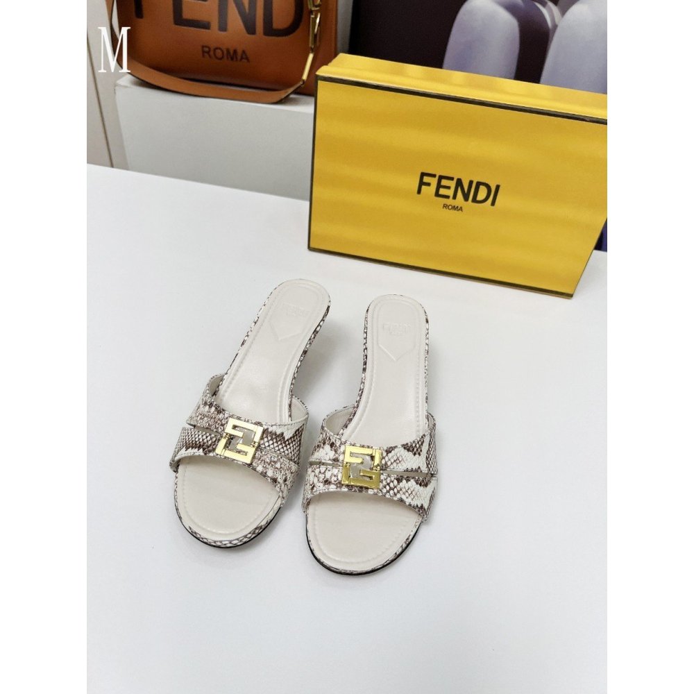 Fendi Slippers 036,Fendi Slippers,Slides Slippers,More Brands