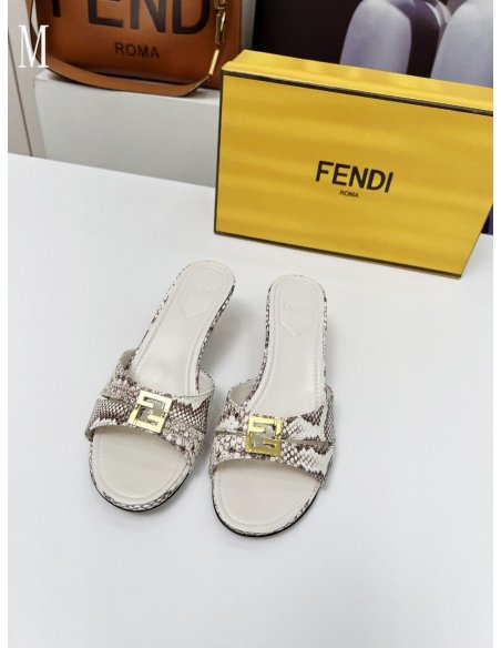Fendi Slippers 036,Fendi Slippers,Slides Slippers,More Brands