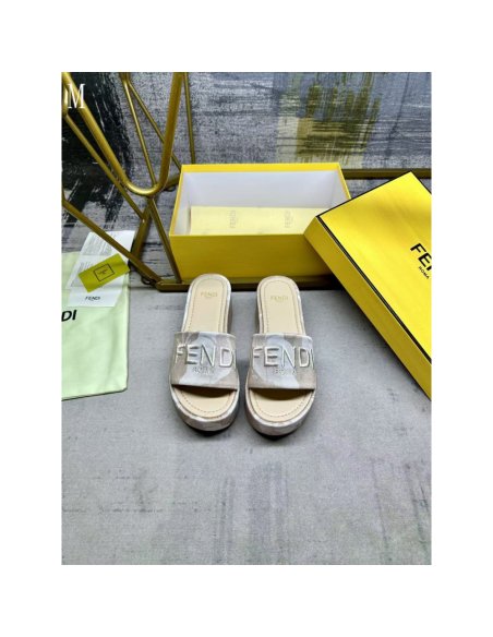 Fendi Slippers 045,Fendi Slippers,Slides Slippers,More Brands