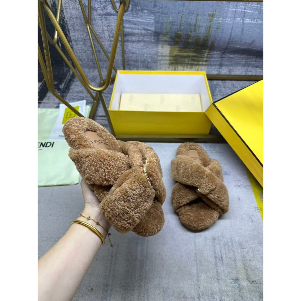 Fendi Slippers 060,Fendi Slippers,Slides Slippers,More Brands