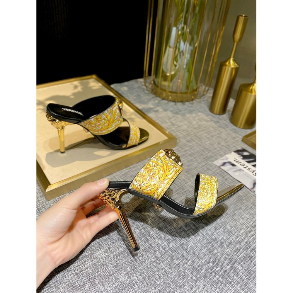 Versace slippers 017,Versace Slides,Slides Slippers,More Brands