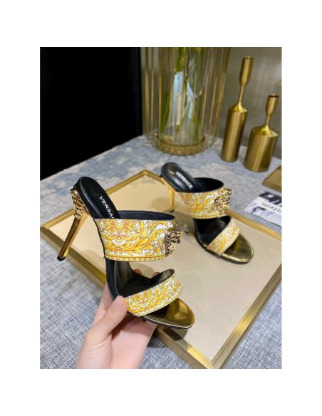 Versace slippers 017,Versace Slides,Slides Slippers,More Brands