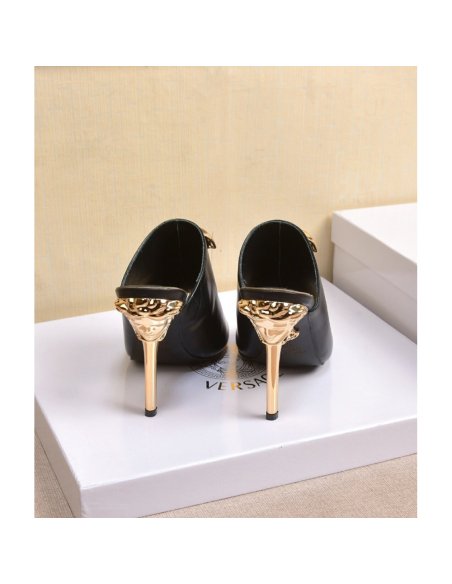 Versace slippers 034,Versace Slides,Slides Slippers,More Brands