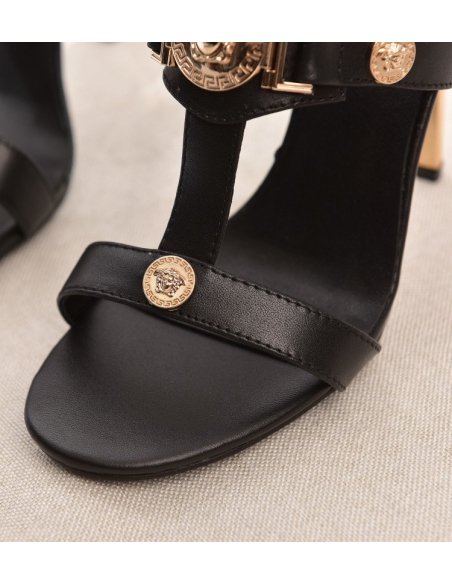 Versace slippers 035,Versace Slides,Slides Slippers,More Brands