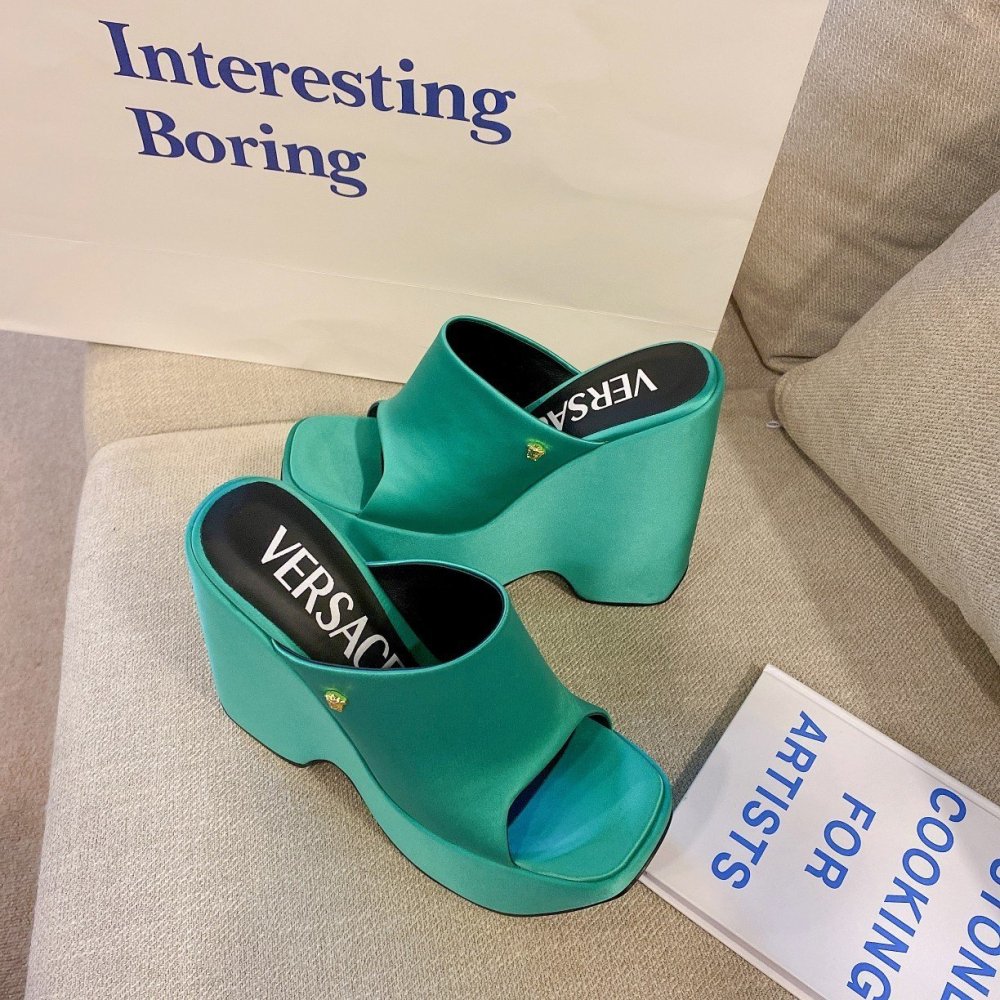 Versace slippers 067,Versace Slides,Slides Slippers,More Brands