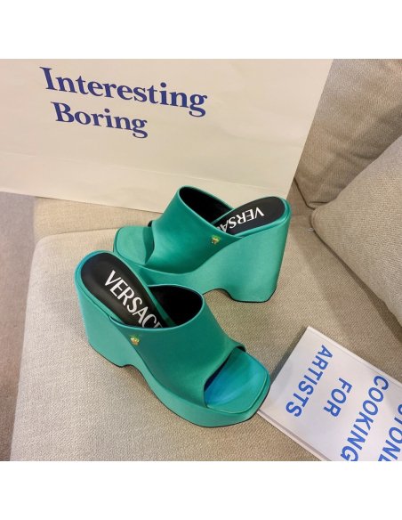 Versace slippers 067,Versace Slides,Slides Slippers,More Brands
