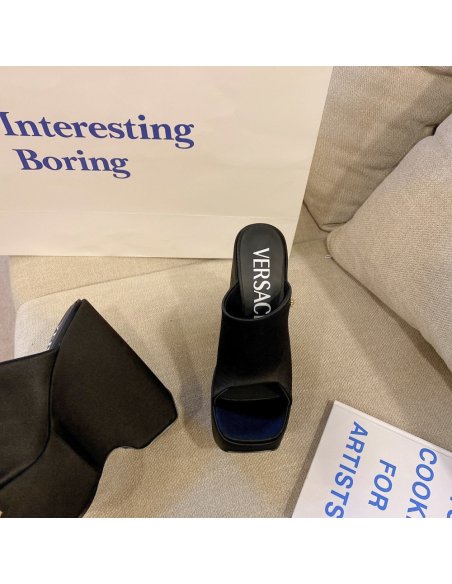 Versace slippers 069,Versace Slides,Slides Slippers,More Brands