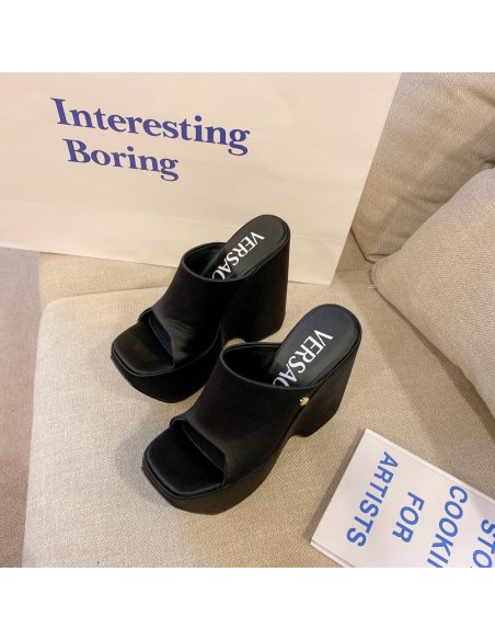 Versace slippers 069,Versace Slides,Slides Slippers,More Brands