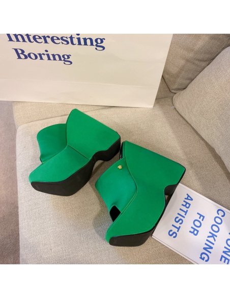 Versace slippers 070,Versace Slides,Slides Slippers,More Brands