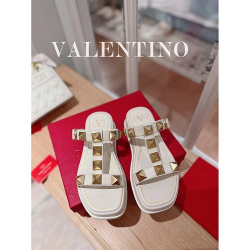 Valentino slippers 001,Valentino Slippers,Slides Slippers,More Brands