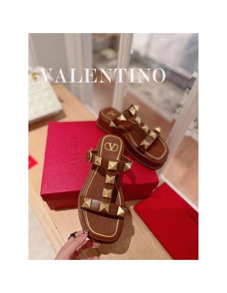 Valentino slippers 002,Valentino Slippers,Slides Slippers,More Brands
