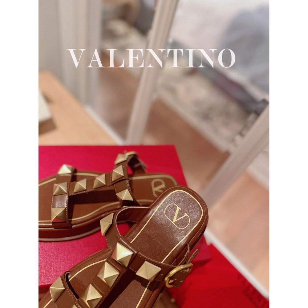 Valentino slippers 002,Valentino Slippers,Slides Slippers,More Brands