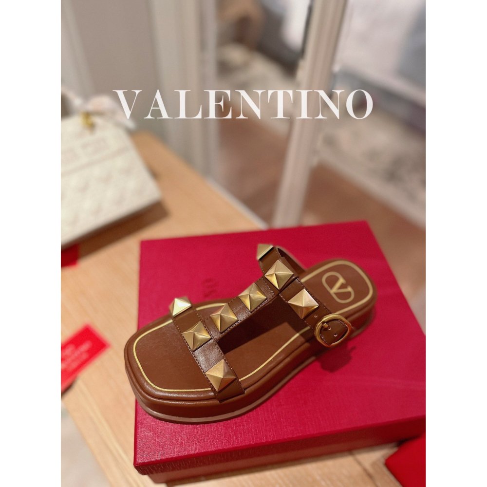 Valentino slippers 002,Valentino Slippers,Slides Slippers,More Brands