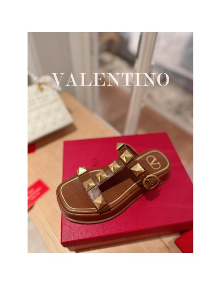 Valentino slippers 002,Valentino Slippers,Slides Slippers,More Brands