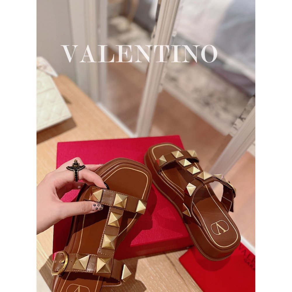 Valentino slippers 002,Valentino Slippers,Slides Slippers,More Brands