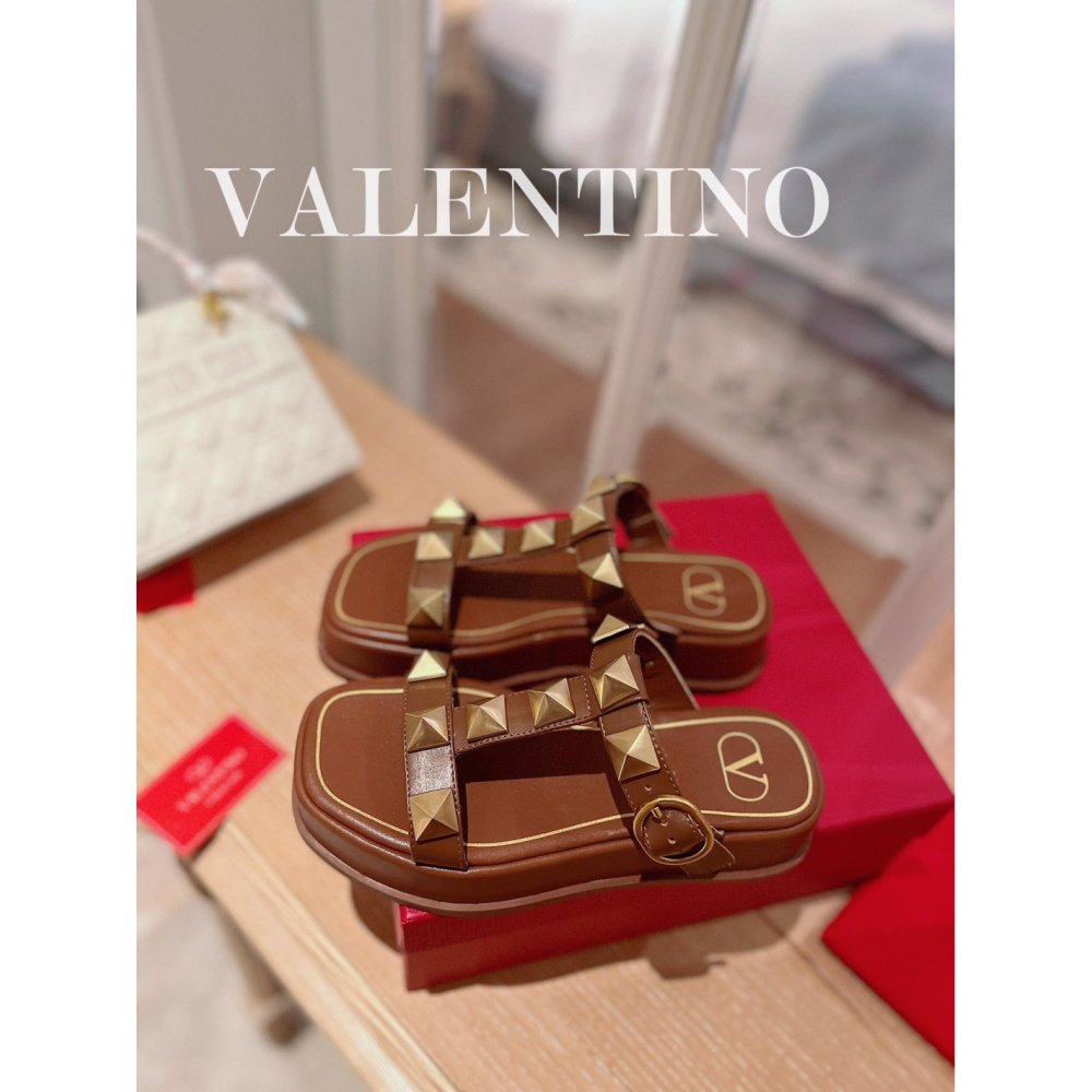Valentino slippers 002,Valentino Slippers,Slides Slippers,More Brands
