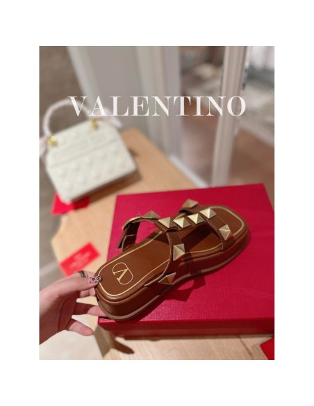 Valentino slippers 002,Valentino Slippers,Slides Slippers,More Brands