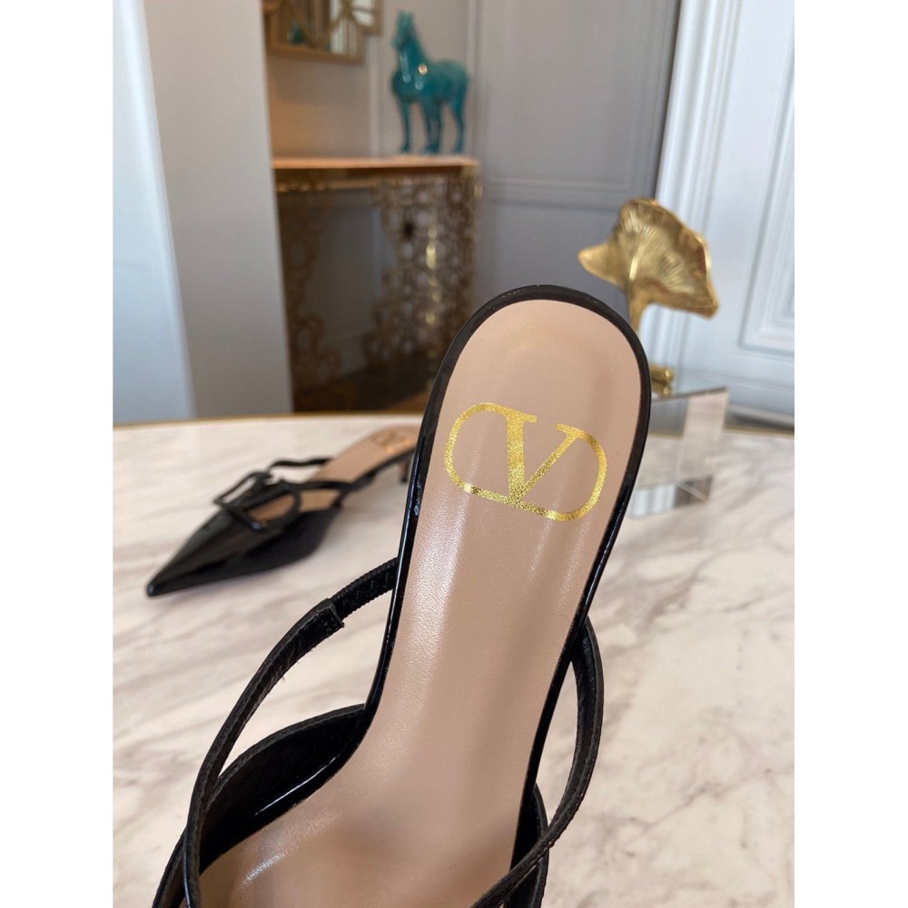 Valentino slippers 004,Valentino Slippers,Slides Slippers,More Brands