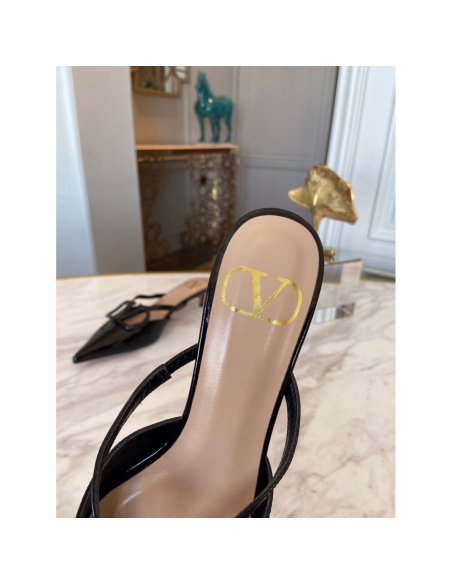 Valentino slippers 004,Valentino Slippers,Slides Slippers,More Brands