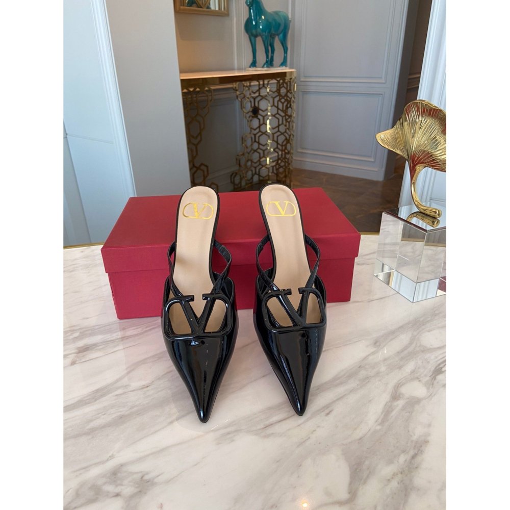 Valentino slippers 004,Valentino Slippers,Slides Slippers,More Brands